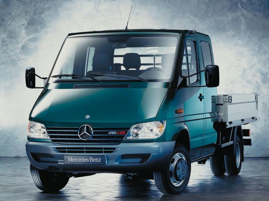  Mercedes-Benz Sprinter Double Cab Pickup 2000 года  (фото 2 из 9)